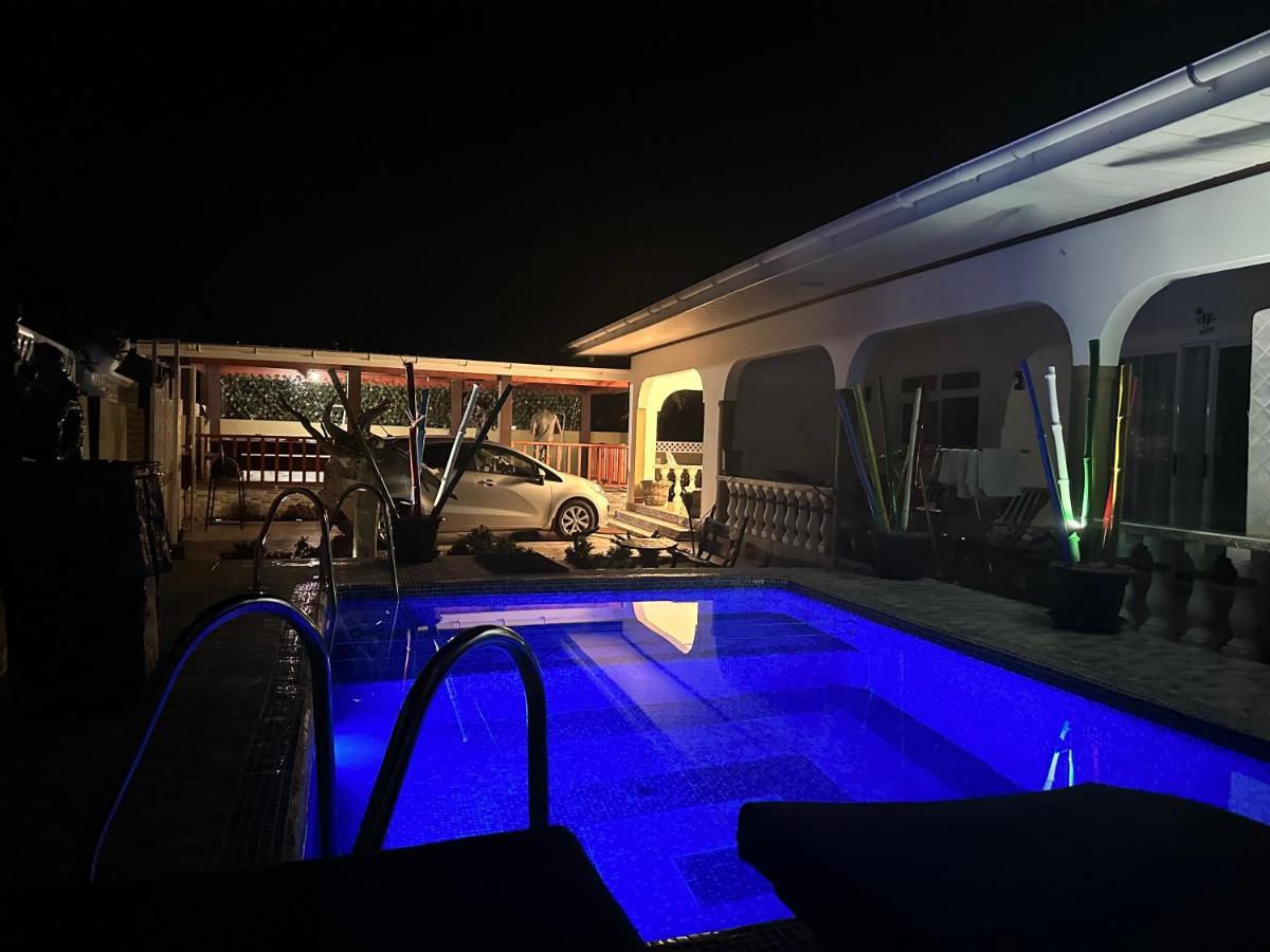 Happy Stay Villa Grand Anse  Dış mekan fotoğraf